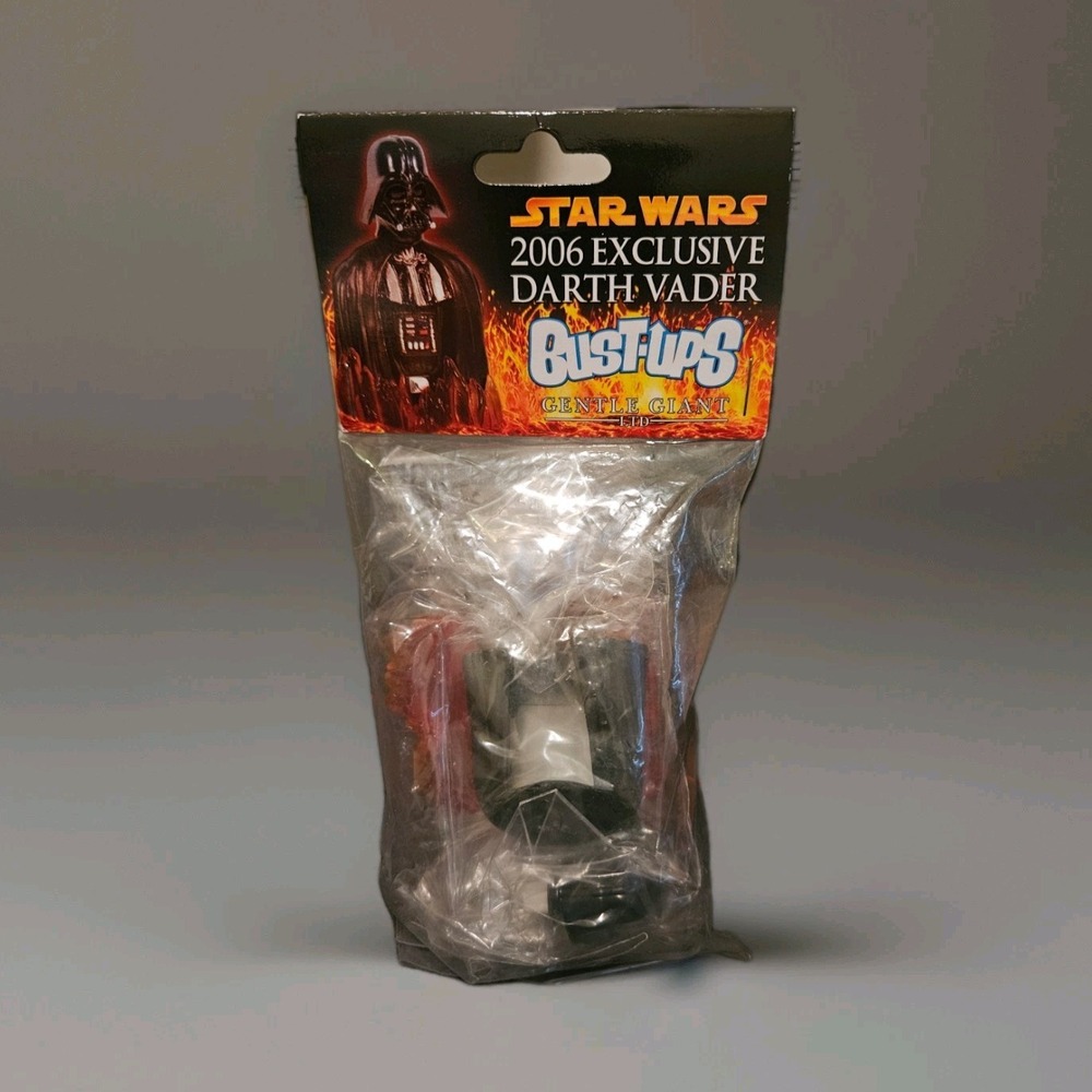 Gentle Giant Star Wars Darth Vader Bust-Ups Bust 2006 Exclusive